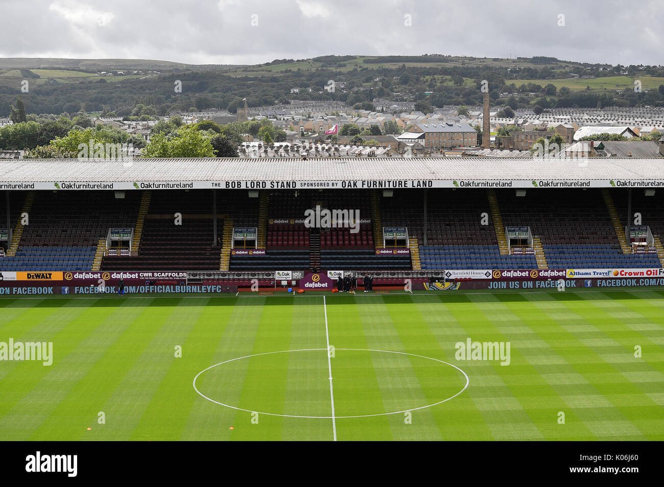 Vue générale du stand avant le seigneur Bob Premier League match à Turf Moor, Burnley Banque D'Images