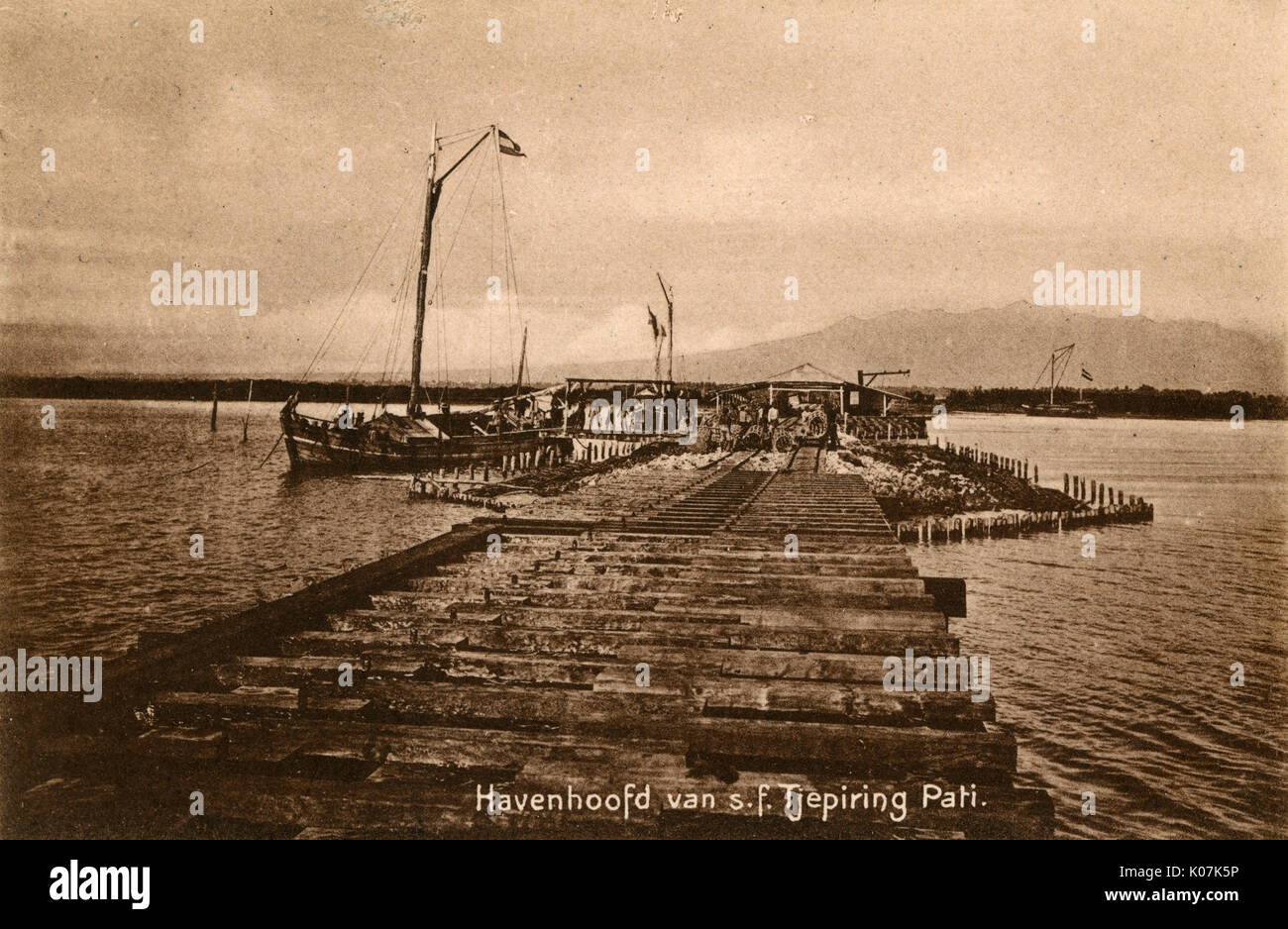 Jetée de Tjepiring, Semarang, Java Nord, Indonésie Banque D'Images