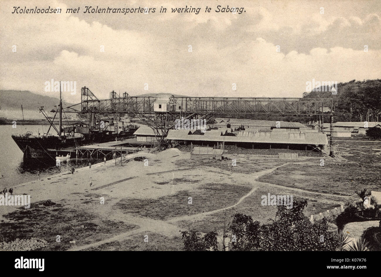 Transport du charbon, Sabang, Sumatra, Indonésie Banque D'Images