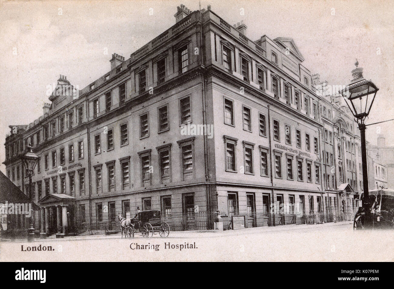 L'hôpital de Charing Cross, Agar Street, près de The Strand, London (maintenant Charing Cross Station de Police). Date : vers 1910 Banque D'Images