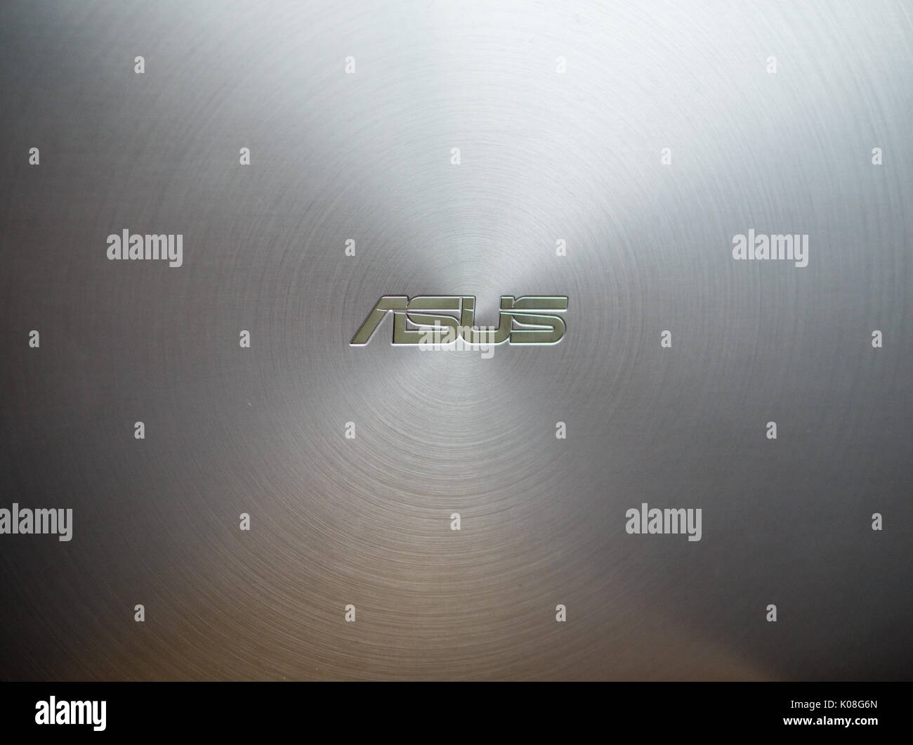 Ordinateur portable Asus Zenbook Banque D'Images