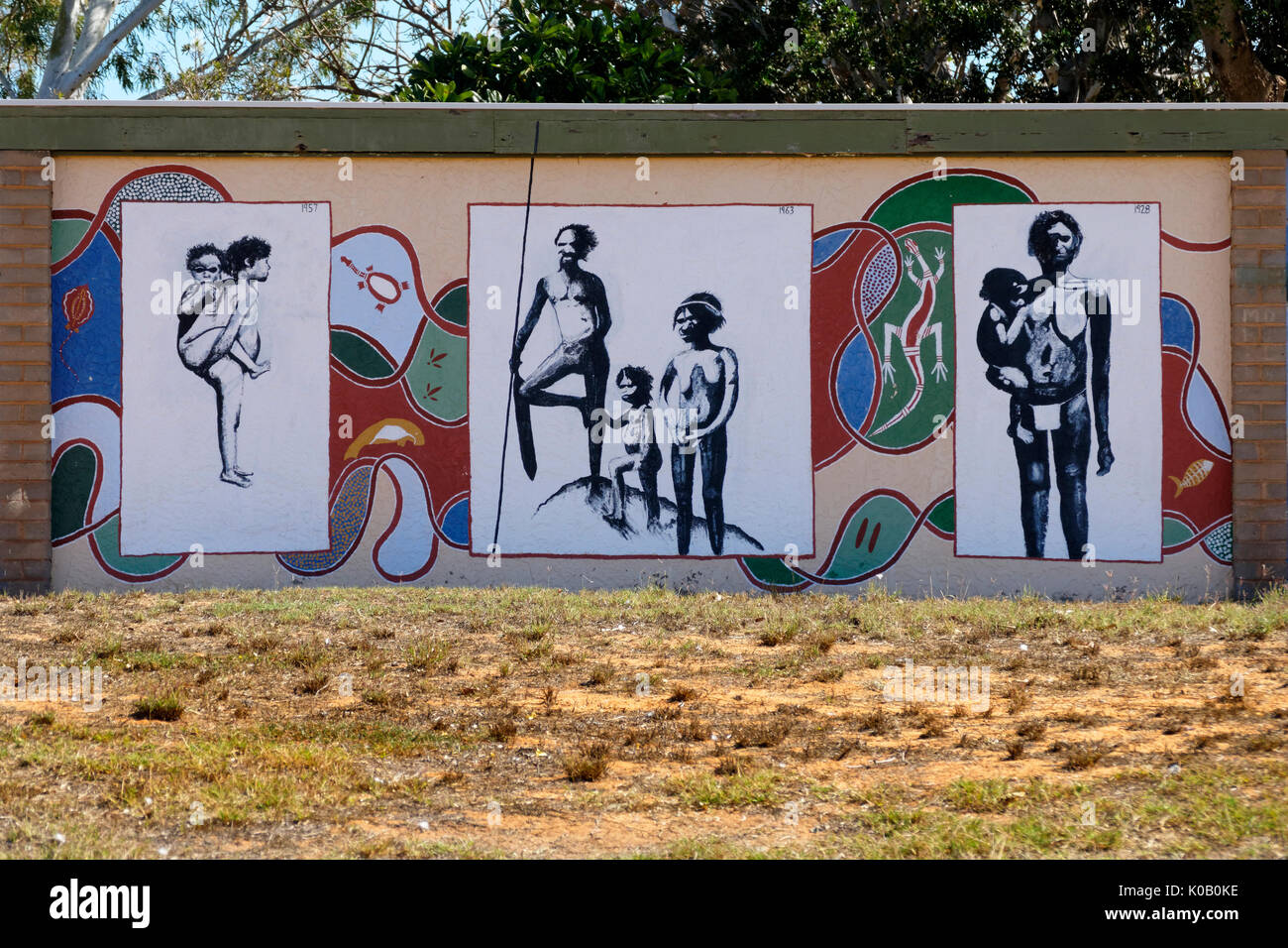 L'art indigène sur le bâtiment, Carnarvon, Gascoyne, Australie occidentale Banque D'Images