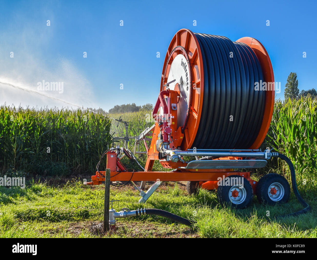 Irrifrance équipement de pulvérisation à jet d'eau, France. Banque D'Images