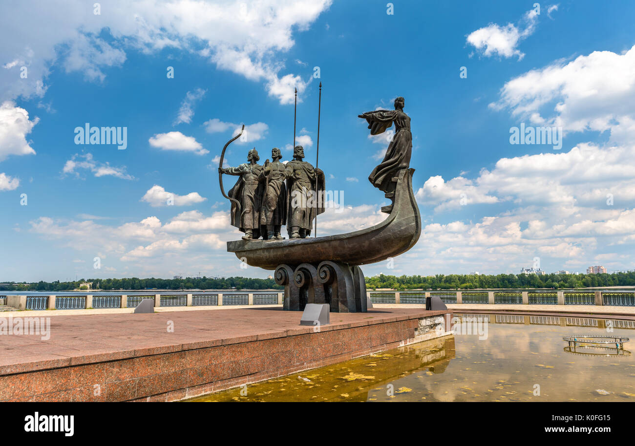 Monument aux fondateurs de Kiev : Kiy, Schek, Khoryv et Lybid. L'Ukraine Banque D'Images