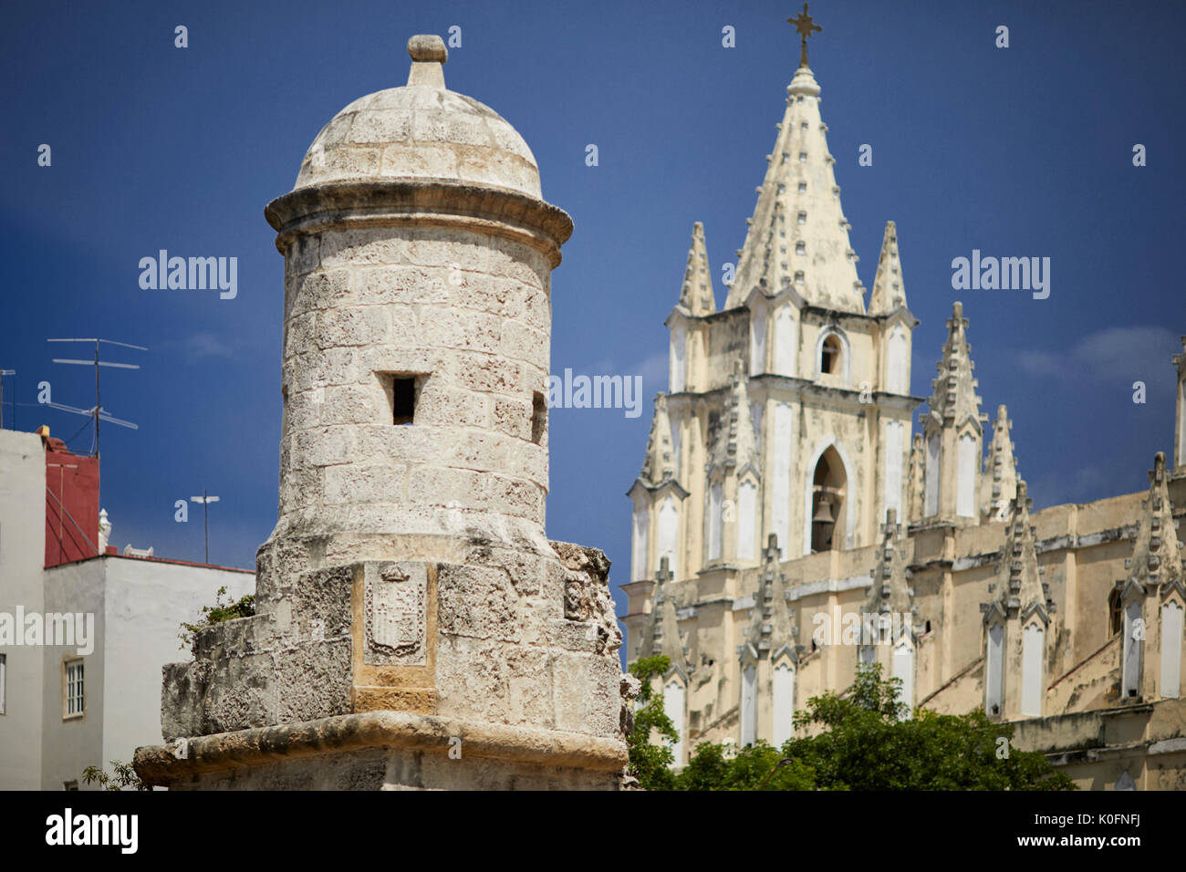Le cubain, Cuba, La Havane, capitale du reste encore vieux mur de ville Banque D'Images