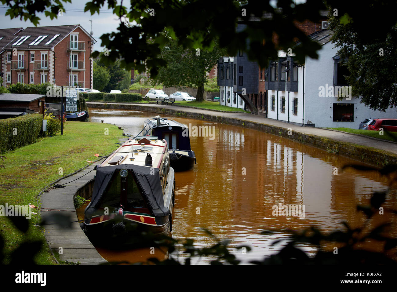 De Salford à Manchester Worsley, sur les rives de l'orange Canal de Bridgewater Banque D'Images