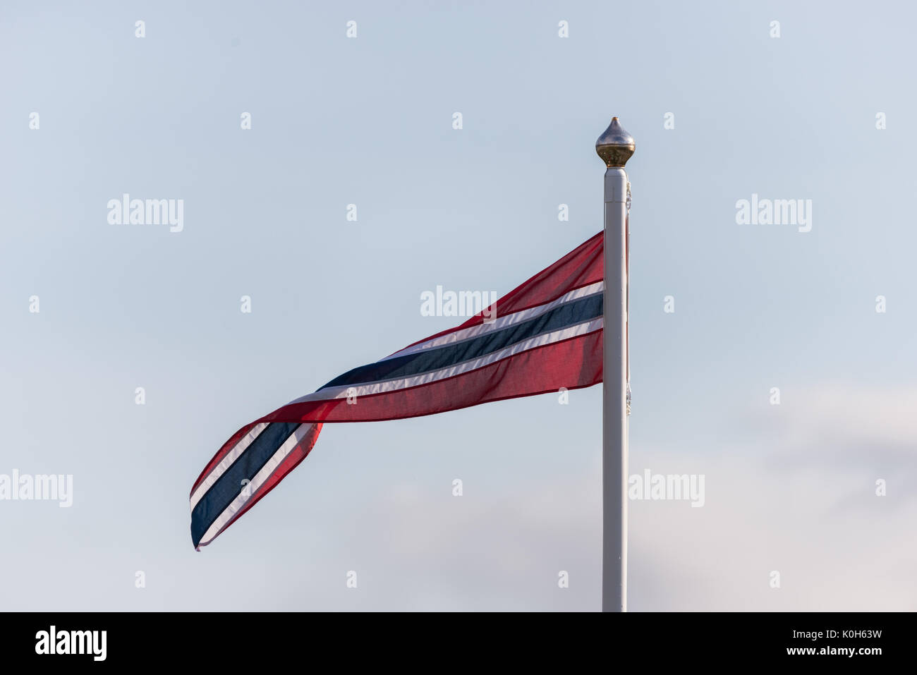 Sur un mât de drapeau norvégien Norske flagg flaggstang Banque D'Images