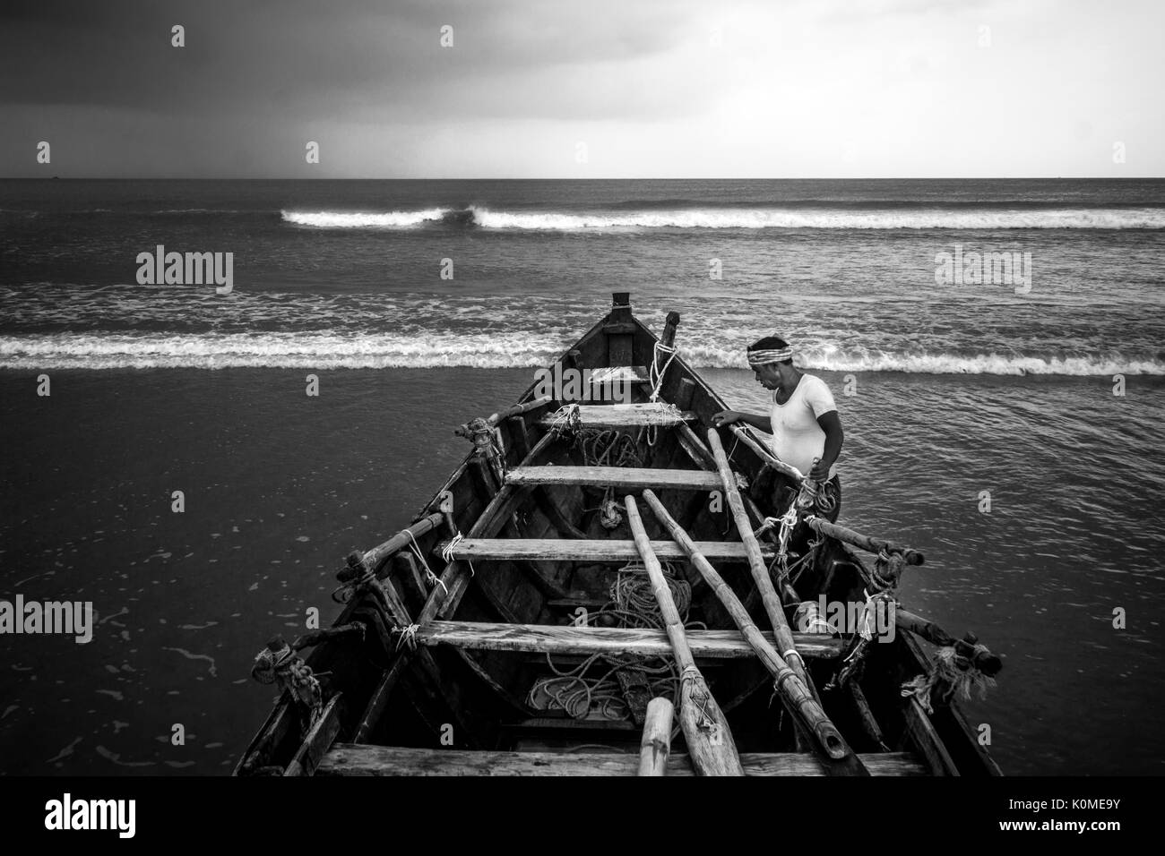 Pêcheur avec voile, Kolkata, Bengale occidental, Inde, Asie Banque D'Images
