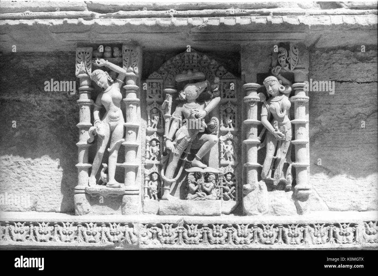 Sculpture, Rani ki Vav, Cage, Patan, Gujarat, Inde, Asie Banque D'Images