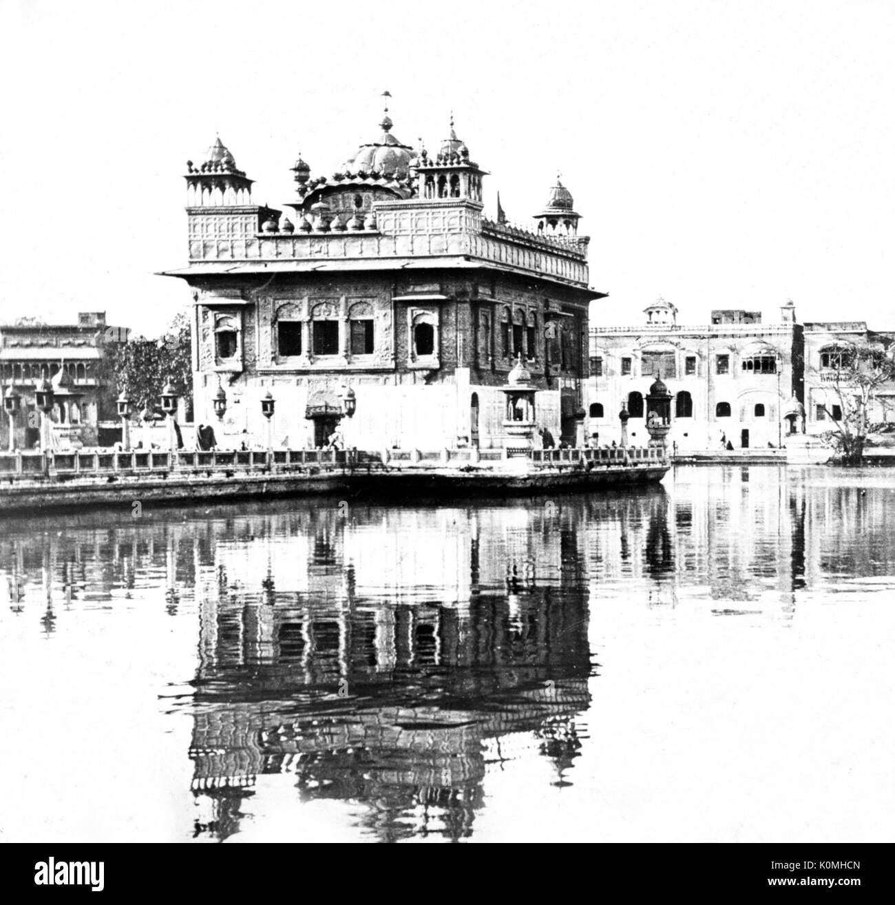 Old vintage diapositive de golden temple, Amritsar, Punjab, Inde, Asie, années 1800 Banque D'Images