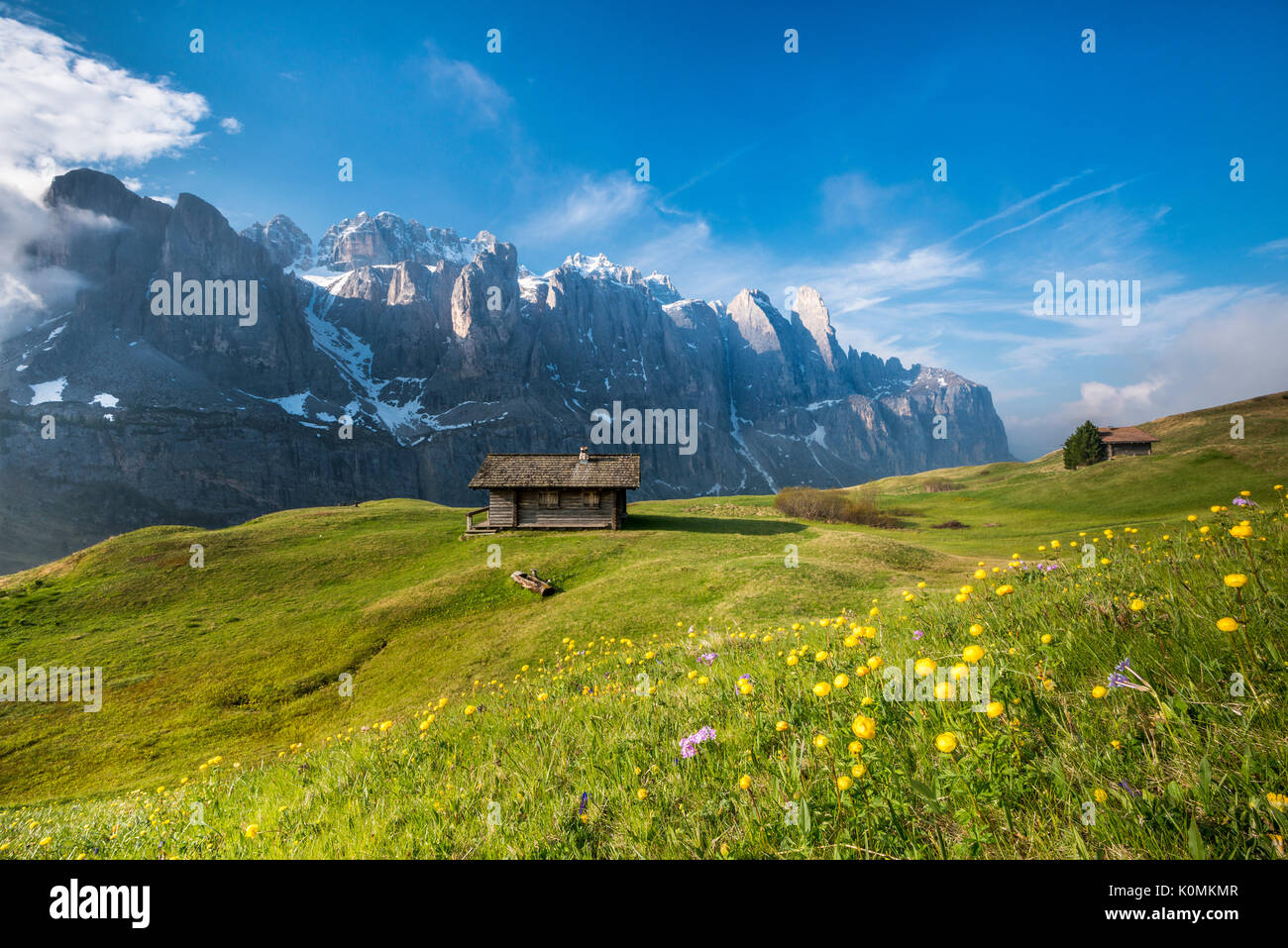 Passo Gardena, Dolomites, Tyrol du Sud, Italie. Le mur de la Sella Banque D'Images