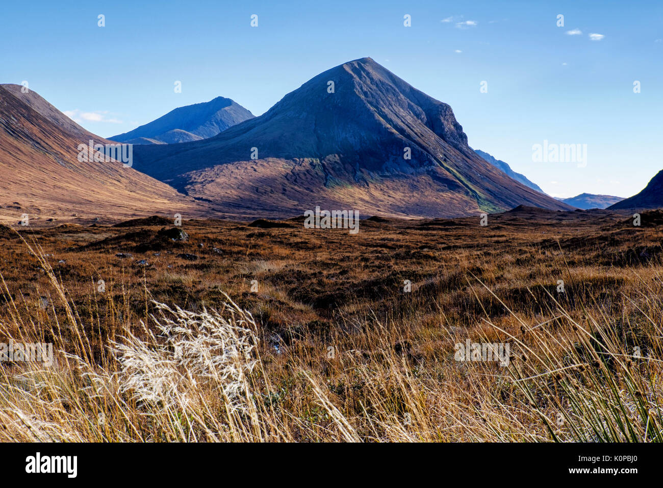 La vue en direction de marsco, de sligachan, île de Skye, Écosse Banque D'Images