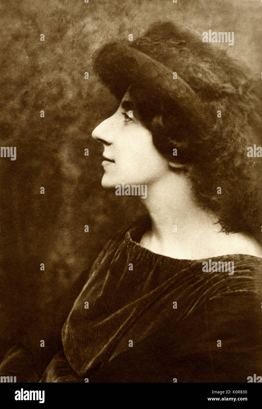 Wanda Landowska, claveciniste, pianiste polonais, et de la musique ; chercheur 1877-1959. Portrait de profil. Banque D'Images