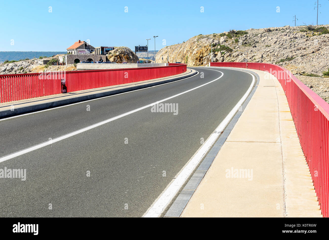 Pont Rouge, Maslenica Croatie. Banque D'Images