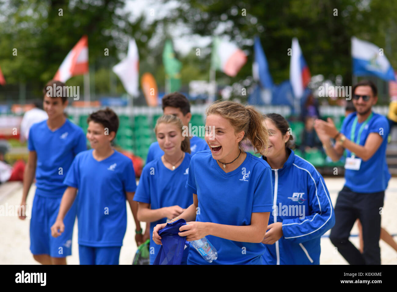 Moscou, Russie - le 19 juillet 2015 : l'équipe junior de l'Italie après le match final de l'ITF Beach Tennis World Team Championship. L'Italie devenir champion du monde je Banque D'Images