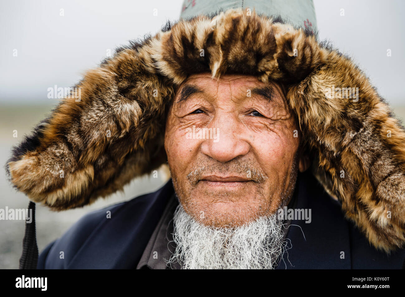 Les hommes de Mongolie en Chine des minorités ethniques du Xinjiang, Meng. Chine Banque D'Images
