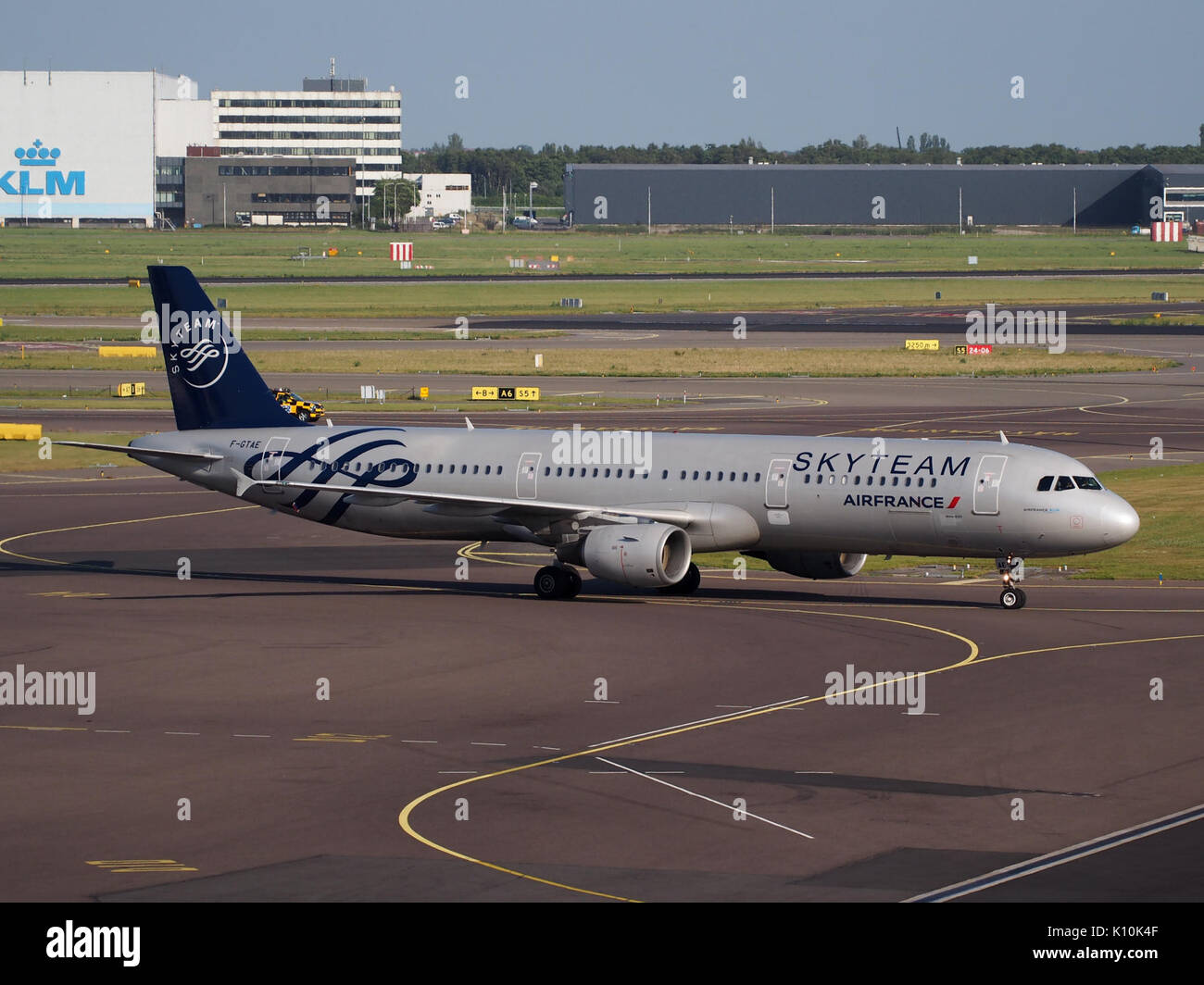 Airbus A321 111 Air France F GTAE (6881526816) à l'aéroport d'Amsterdam termac pic1 Banque D'Images