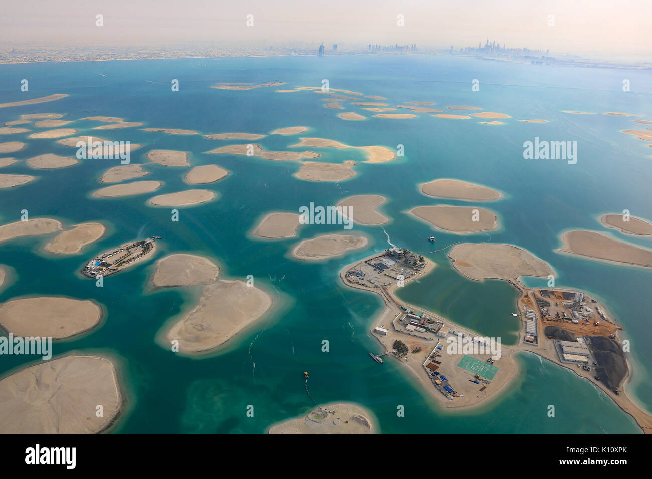 Le Dubaï world islands Allemagne Autriche Suisse Liban panorama vue aérienne de l'île des eau photographie Banque D'Images