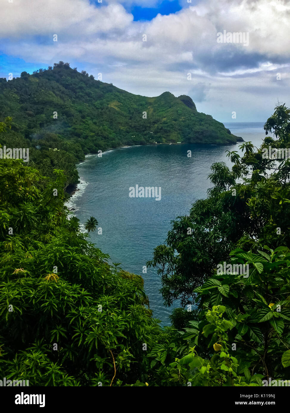 La randonnée sur l'île de Tahuata, près de la baie d'Hapatoni dans les îles Marquises en Polynésie Française Banque D'Images