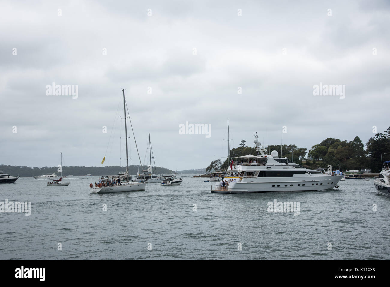 SYDNEY, NSW, Australie-novembre 19,2016 : Bateaux et spectateurs dans farm cove au cours de la parcelle 2016 concert à Sydney, Australie Banque D'Images