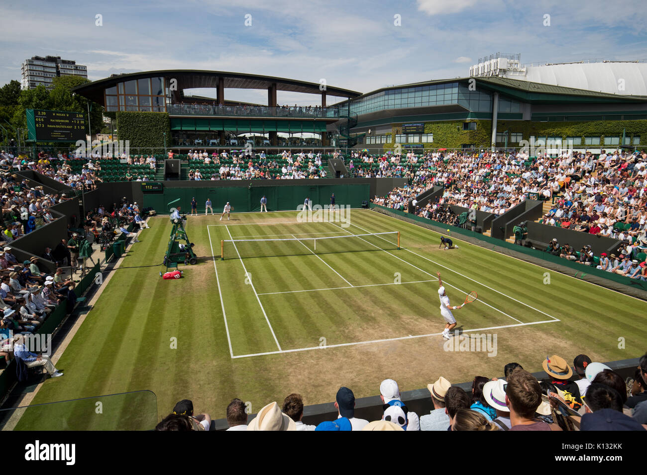 3 Cour avec Kei Nishikori et Roberto Bautista Agut au Gentlemen's singles - tournoi de Wimbledon 2017 Banque D'Images