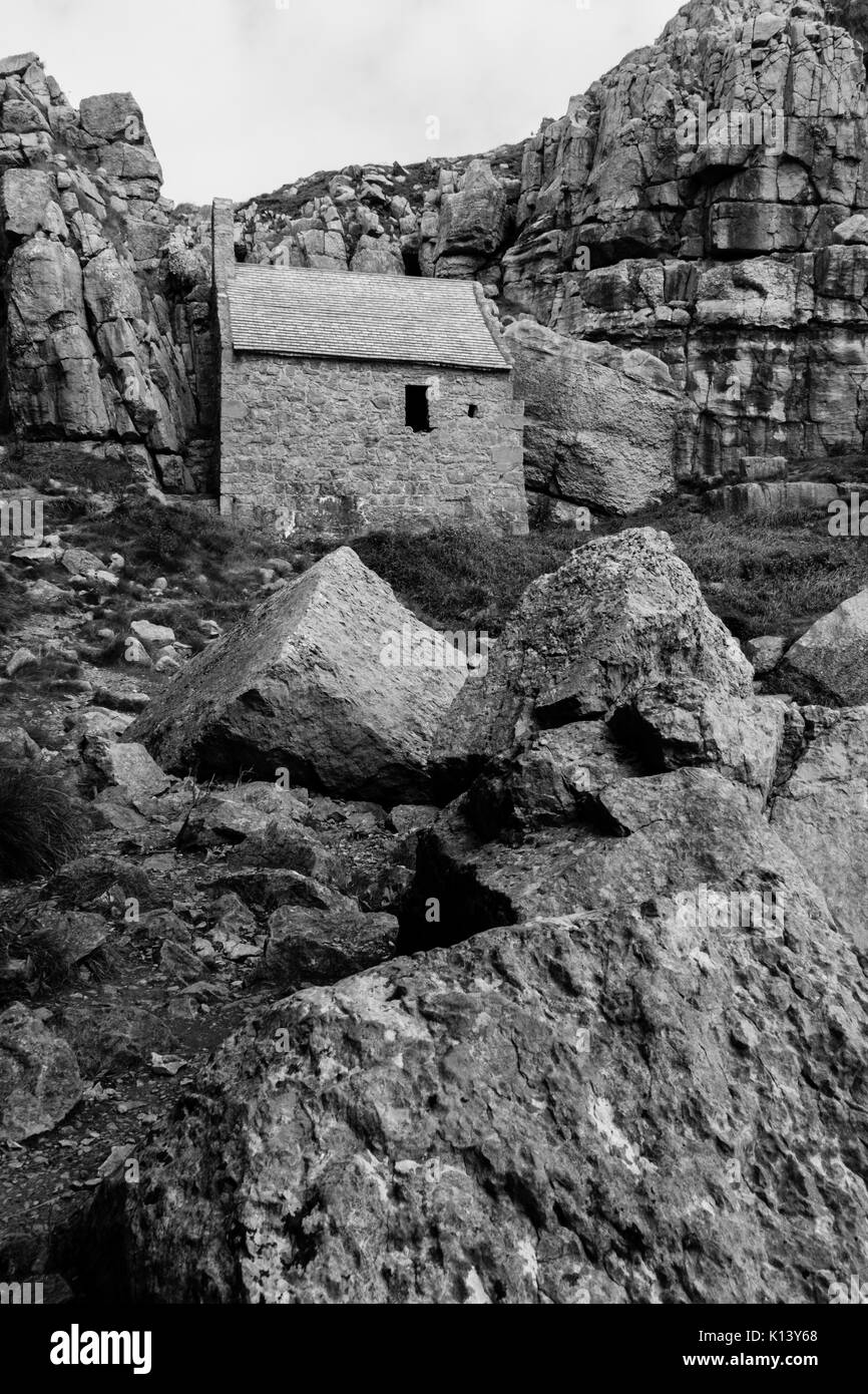 La Chapelle St Govan, près de l'Castlemarton, Pembrokeshire, Pays de Galles Banque D'Images