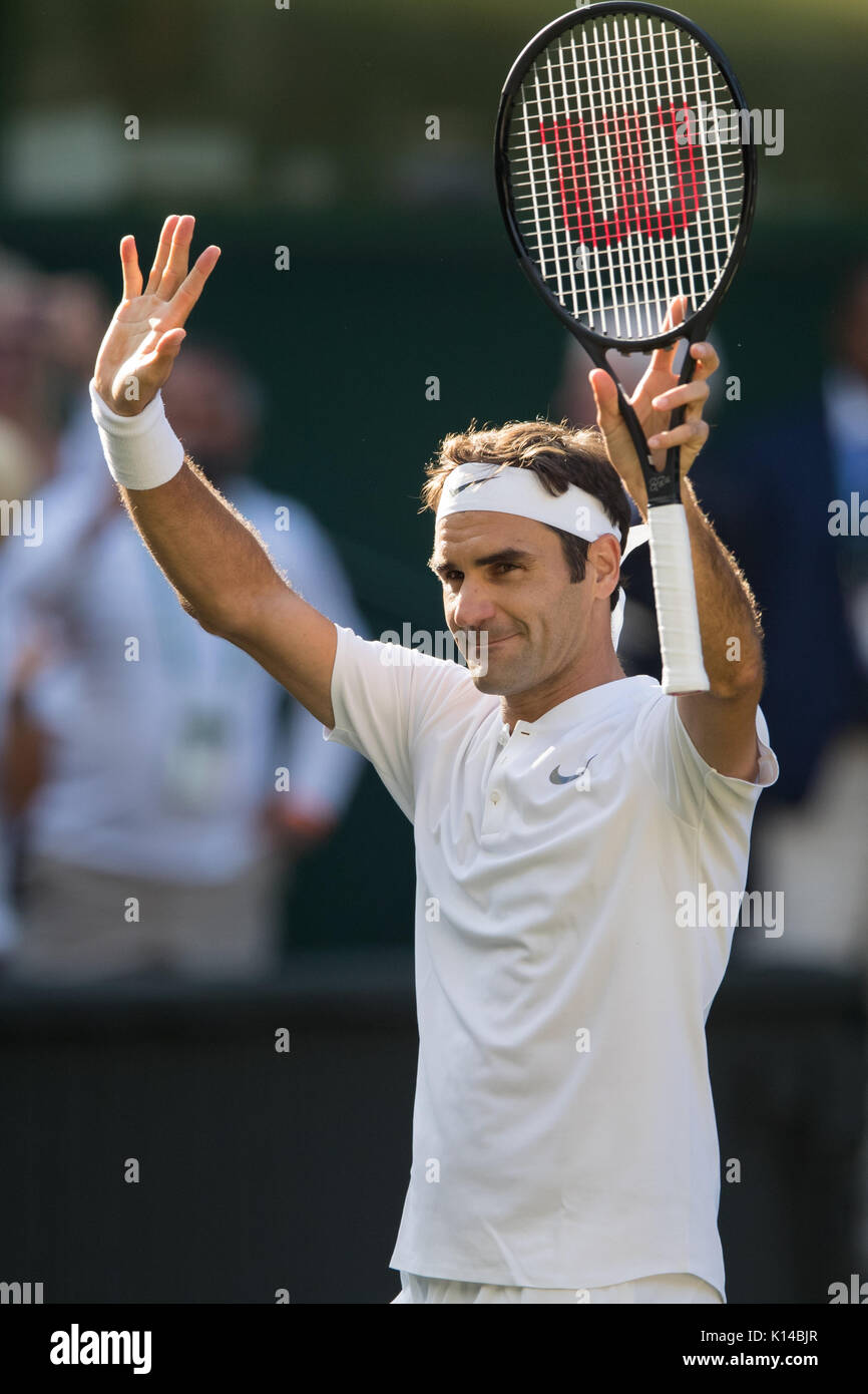 La Suisse de Roger Federer célèbre au Wimbledon Championships 2017 Banque D'Images