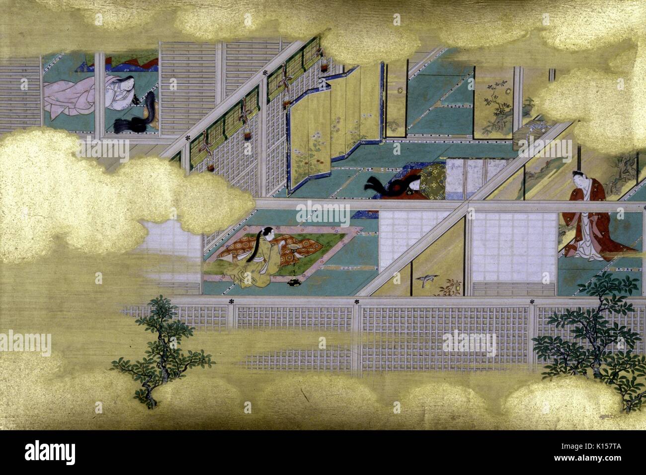 Un exemple de peinture japonais Yamato-e, dépeint la vie à l'intérieur d'une maison japonaise, les membres de la famille peut être vu dans différentes parties de la maison, les petits arbres peuvent être vus à l'extérieur, d'autres détails de la peinture sont obscurcis par des nuages flottants, 1660. À partir de la Bibliothèque publique de New York. Banque D'Images