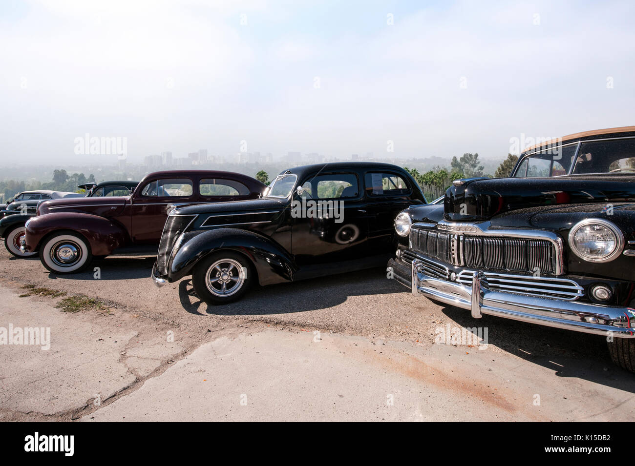 Vintage automobiles garées dans Beullton Californie Banque D'Images