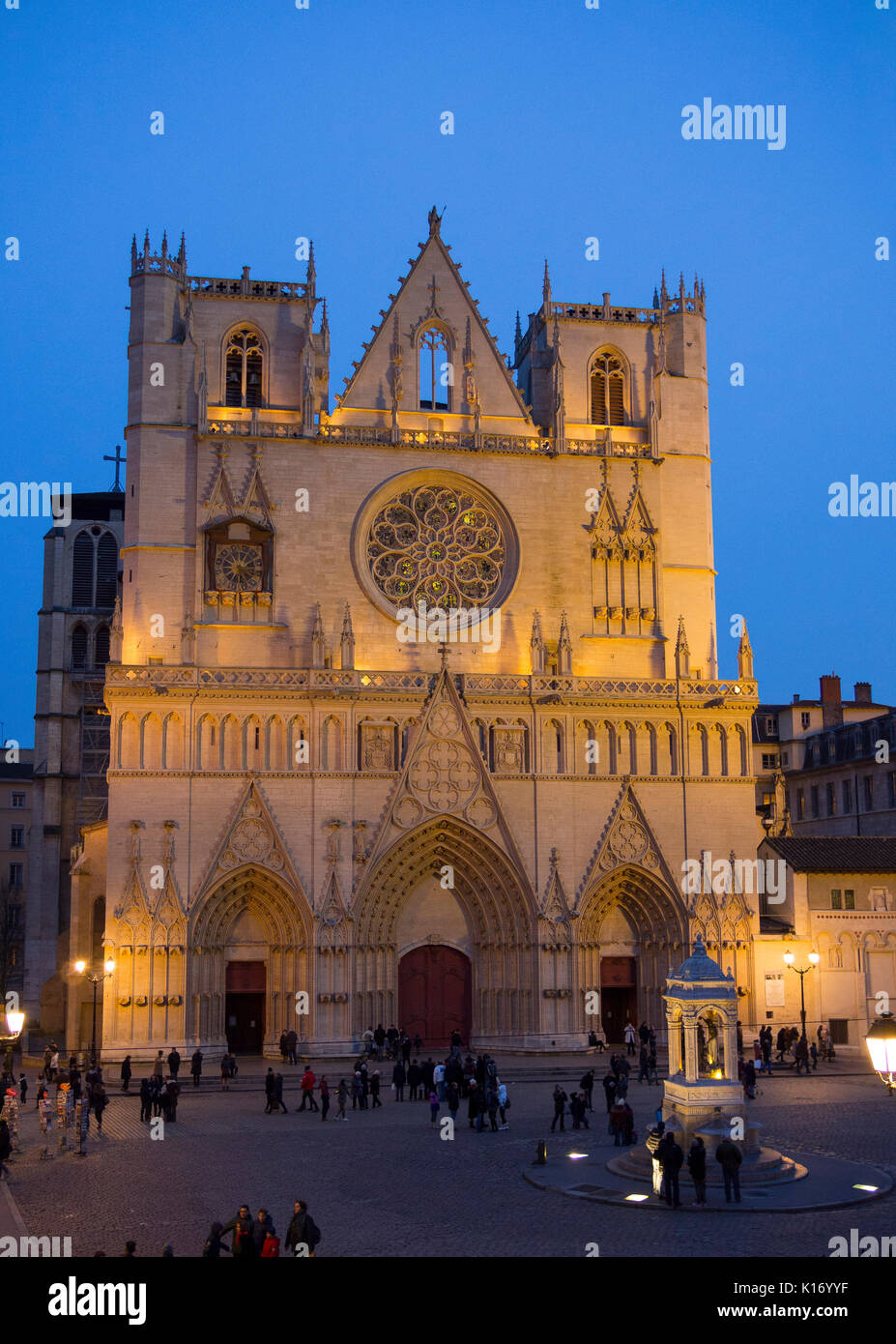 Cathédrale Primatiale Saint-Jean-Baptiste-et-Saint-Étienne, Lyon, France. Banque D'Images Cathédrale Primatiale Saint-Jean-Baptiste-et-Saint-Étienne, Lyon, France. Banque D'Images