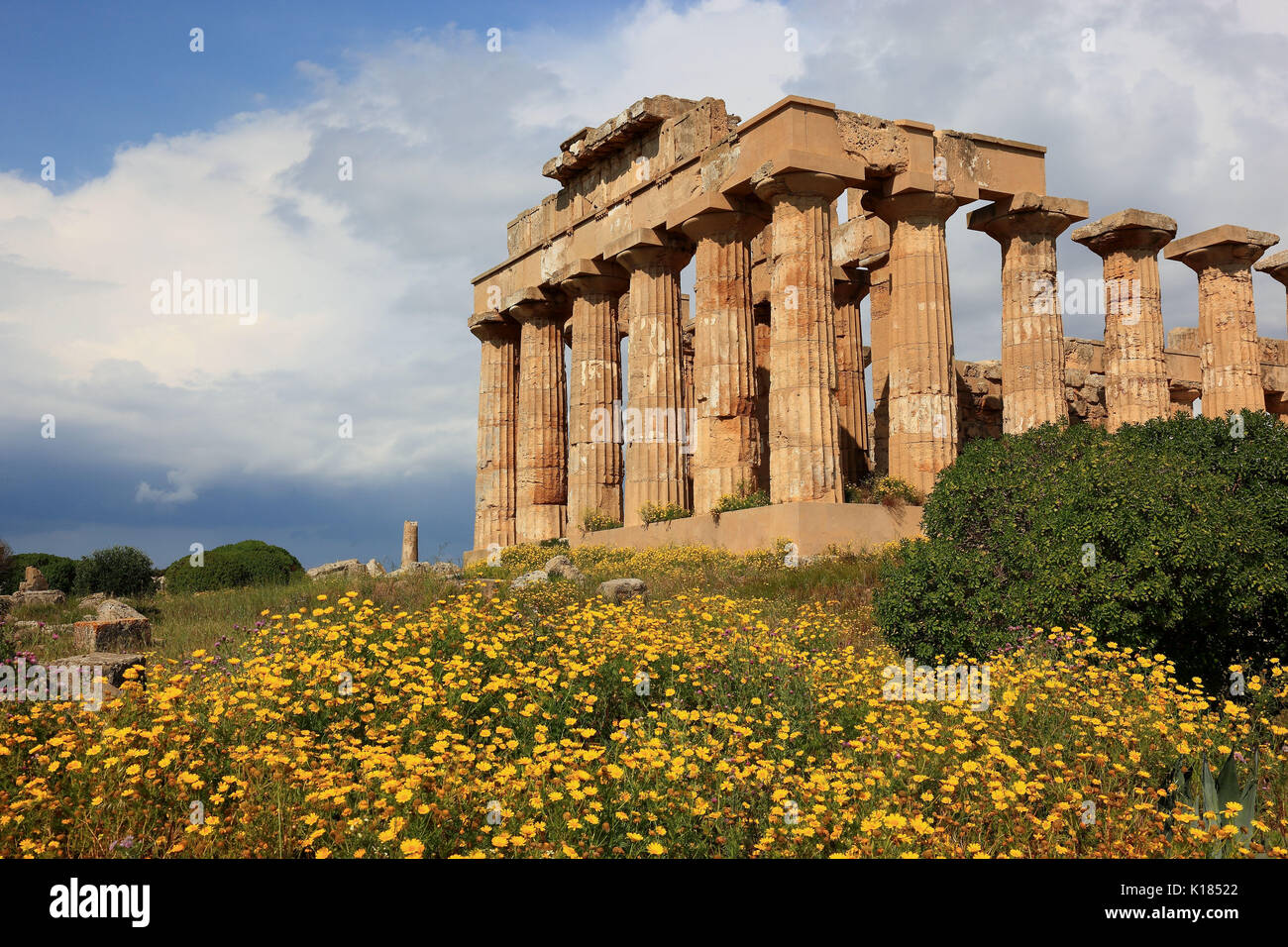 Sicile, Selinunte, Temple de l'Hera dans le site de fouilles archéologiques de la province de Trapani Banque D'Images