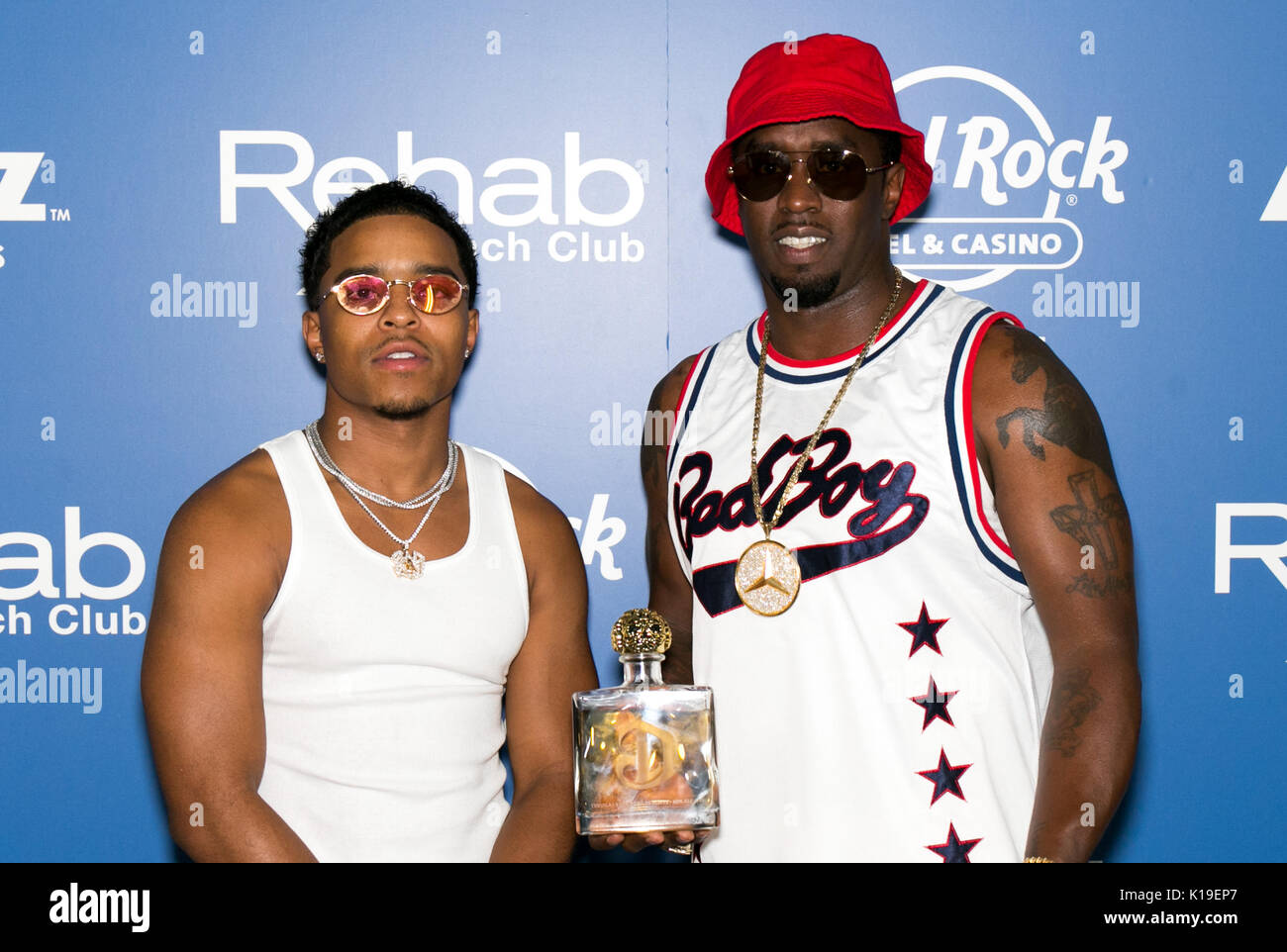 Sean 'Diddy' Combs alias Puff Daddy héberge une partie Pre-Fight à REHAB Pool Party au Hard Rock Hotel & Casino à Las Vegas, NV le 26 août 2017. Crédit : Erik Kabik Photography/media/Alamy Punch Live News Banque D'Images