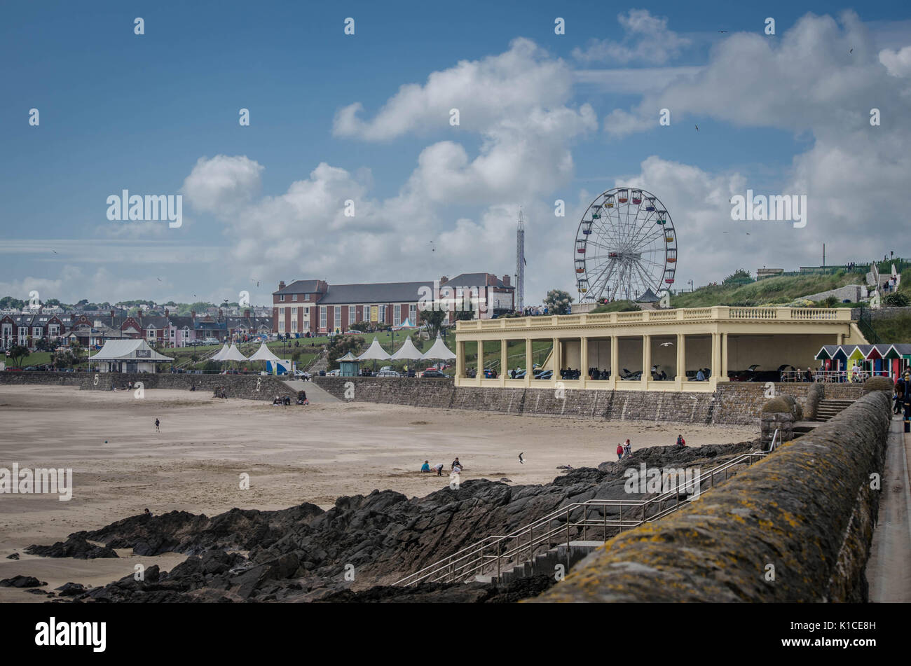 La plage de la baie de Whitmore, Barry Island, Vale of Glamorgan, Pays de Galles, Royaume-Uni. Banque D'Images