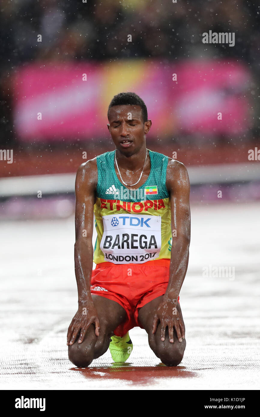 Selemon BAREGA (Ethiopie) en compétition dans l'épreuve du 5000 m 2 à la chaleur, aux Championnats du monde IAAF 2017, Queen Elizabeth Olympic Park, Stratford, London, UK. Banque D'Images