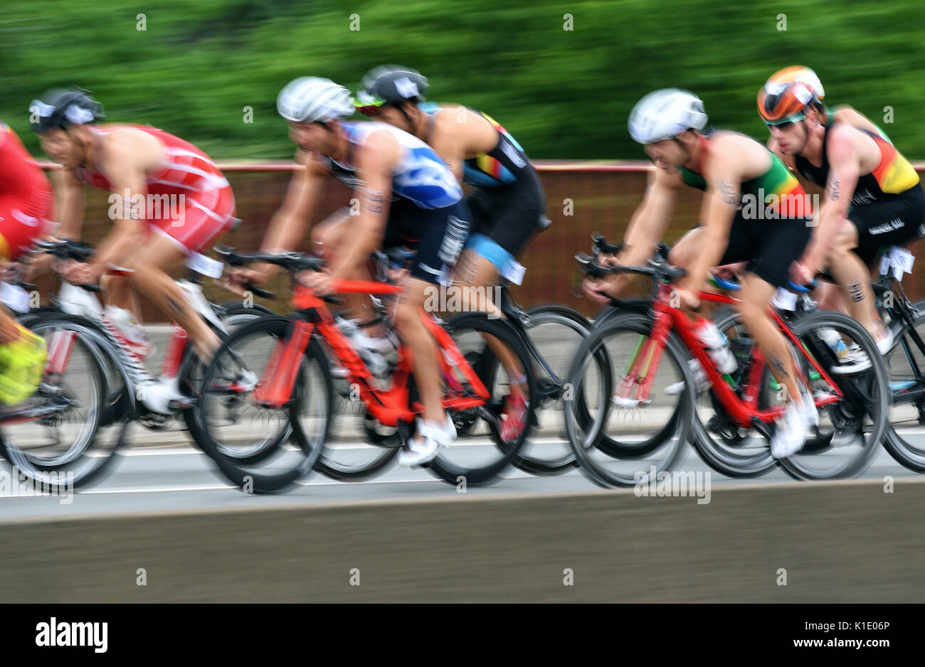 Championnat d'Europe Sprint, triathlon, hommes, Düsseldorf, Allemagne Banque D'Images