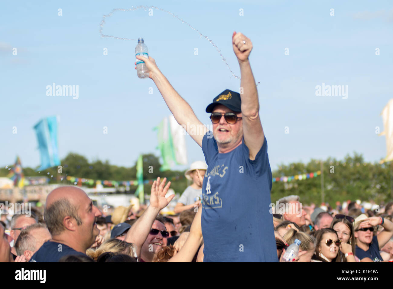 Chris Evans divertissant la foule au Sud Carfest Overton, Hampshire Angleterre 25 août 2017 Carfest Houlbrook Jim Crédit Sud/ Alamy Banque D'Images