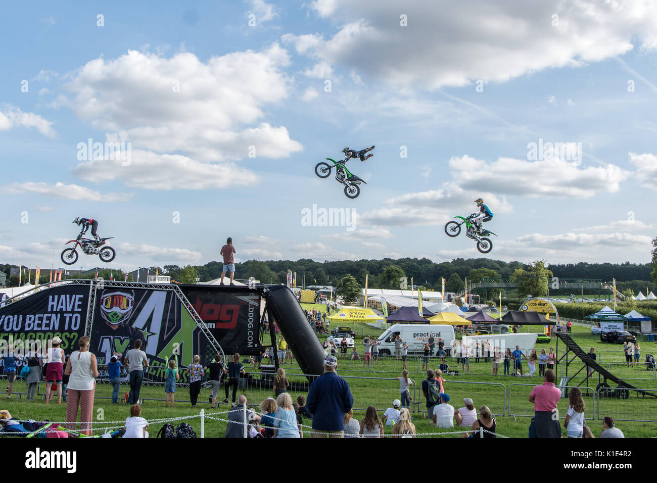 Free style de moteur cross, au sud Carfest Overton, Hampshire Angleterre 25 août 2017 Carfest Houlbrook Jim Crédit Sud/ Alamy Banque D'Images