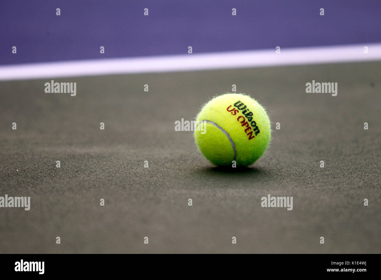Graphic image of tennis ball Banque de photographies et d'images à haute  résolution - Alamy