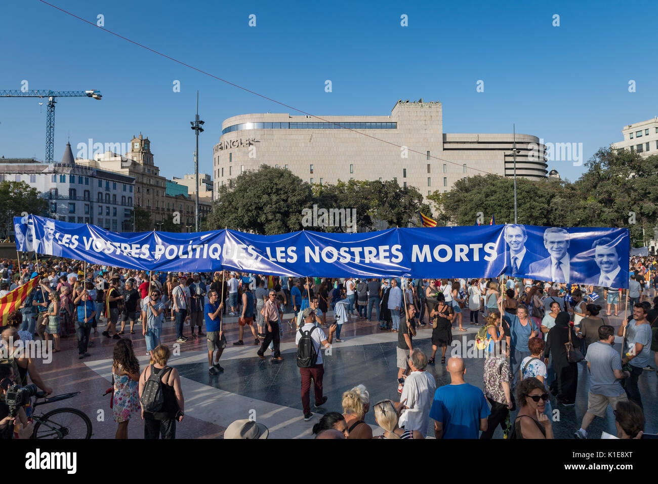 Barcelone, Espagne. Août 26, 2017. Un rassemblement se tiendra à Barcelone, une semaine après les attentats qui ont secoué la ville. L'événement d'aujourd'hui est de montrer notre solidarité avec les victimes de l'attaque. Crédit : Fabrizio Cortesi/Alamy Live News Banque D'Images