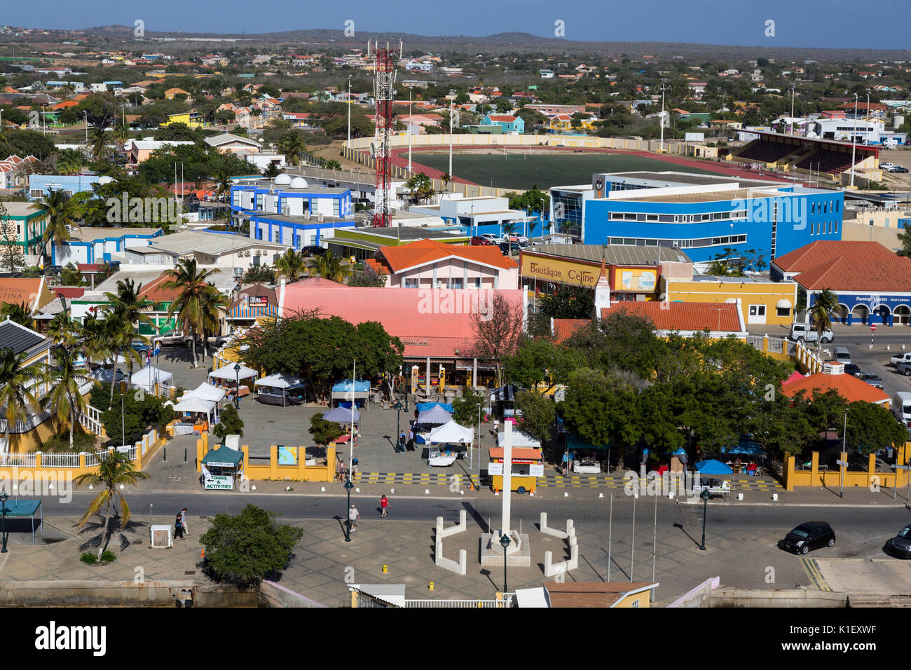 Kralendijk, Bonaire, Antilles néerlandaises sous le vent. Vue front de mer. Banque D'Images