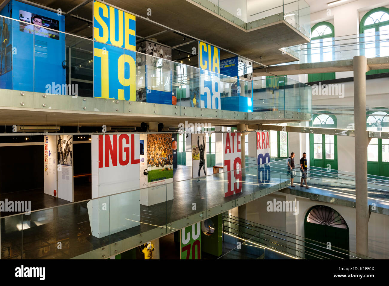 Vue intérieure de la Musée Pele Pelé), dédié à la légende du football brésilien, Edson Arantes do Nascimento, Santos, Etat de Sao Paulo, Brésil. Banque D'Images