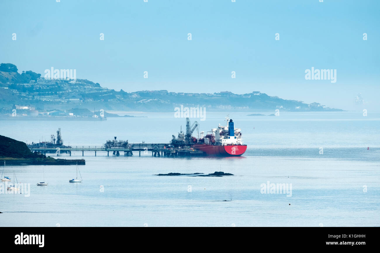 Le navire-citerne GPL immatriculés au Libéria Essex amarré au terminal maritime de Braefoot Bay, Firth of Forth, en Écosse. Banque D'Images