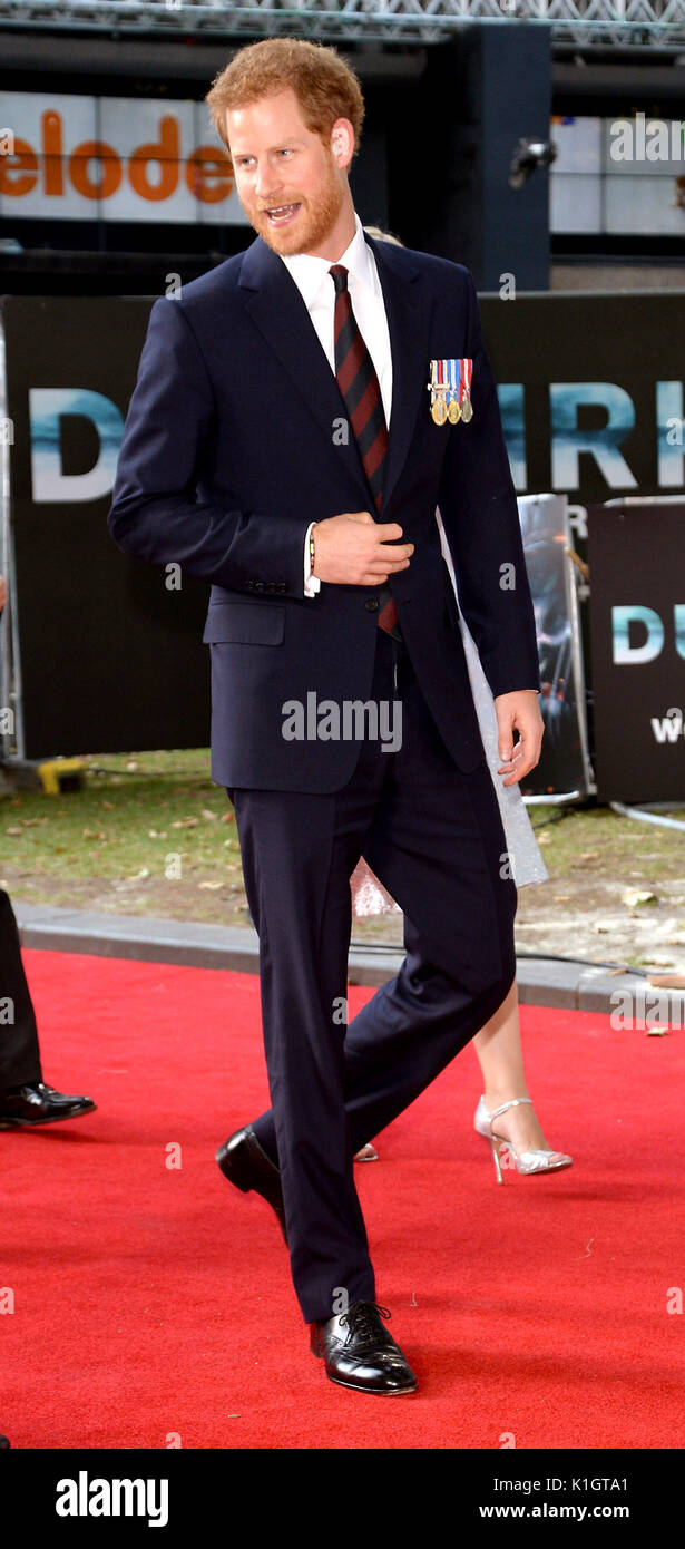 La photo doit être crédité ©Presse Alpha 078237 13/07/2017 Le prince Harry lors de la première du film monde Dunkerque à Odéon Leicester Square à Londres Banque D'Images