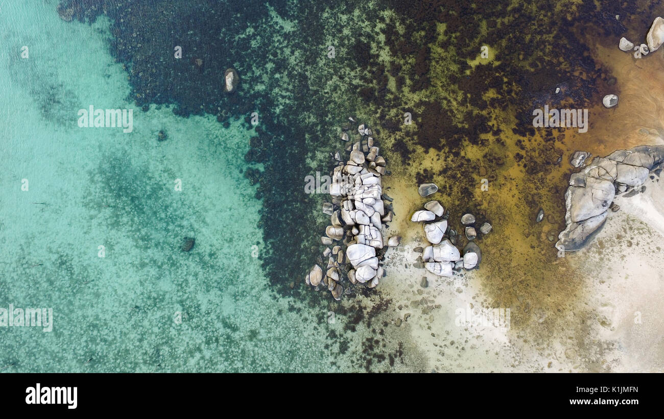 Un autre côté de la Plage Tanjung Tinggi, Belitung, Indonésie Banque D'Images