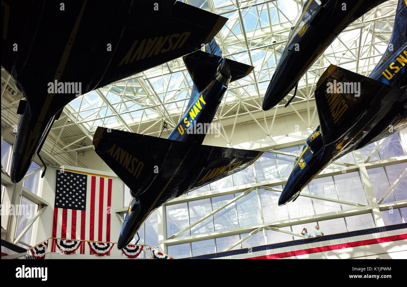 A-4 Blue Angels Skyhawks au niveau national Naval Aviation Museum Pensacola, Floride Banque D'Images