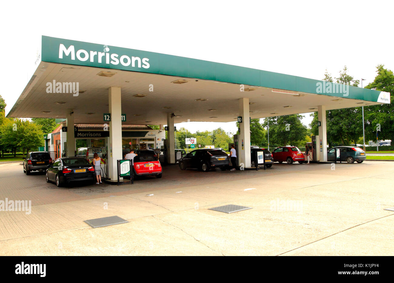 Morrisons, essence, diesel, station-service, supermarché, Fakenham, Norfolk, England, UK Banque D'Images