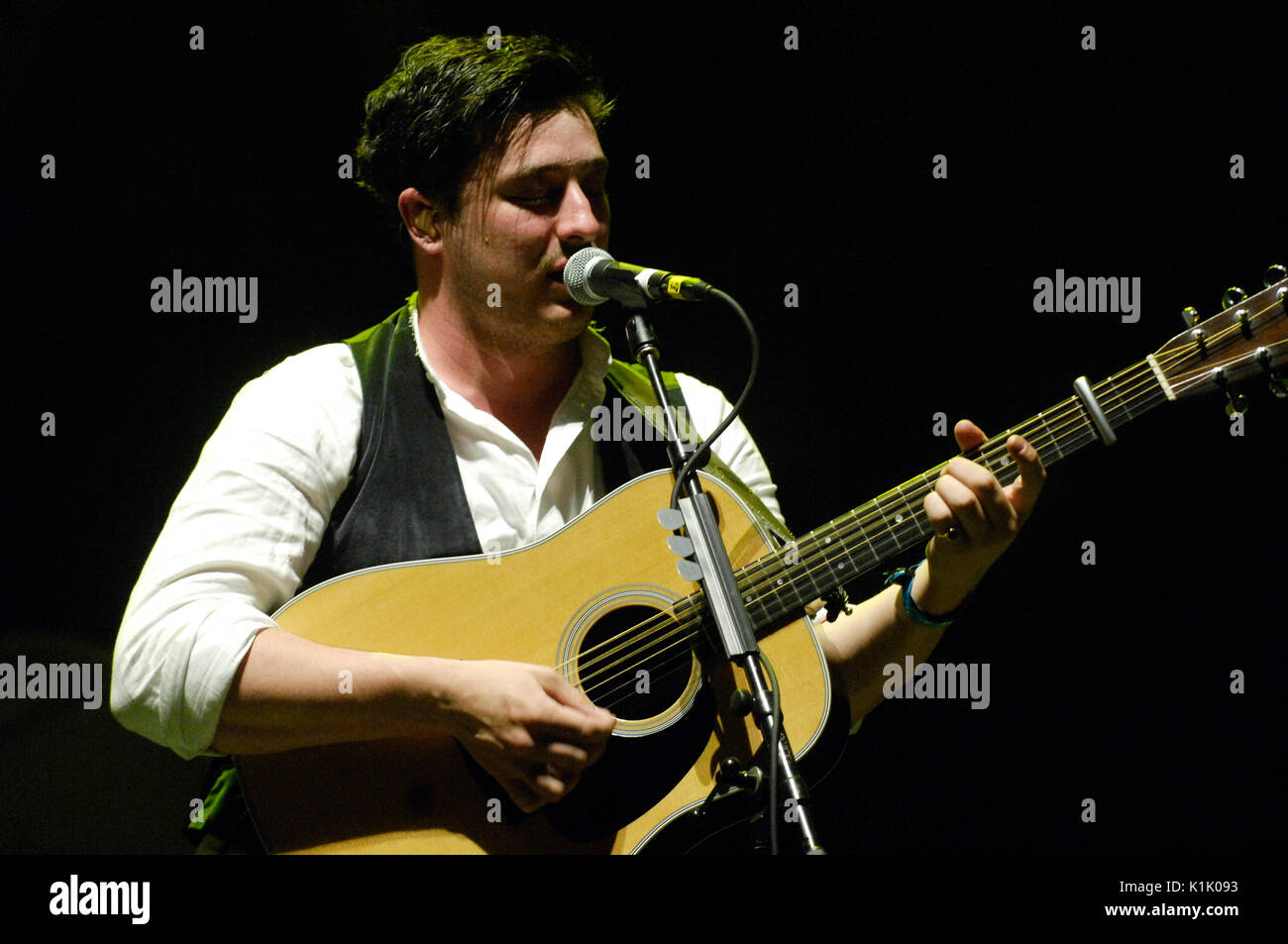 Marcus Mumford Mumford Sons Perform 2011 Coachella Music Festival Mars 16,2011 Indio. Banque D'Images