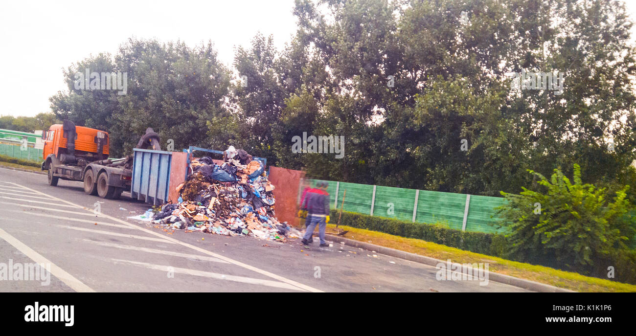 Accident de la route avec le tombereau Banque D'Images