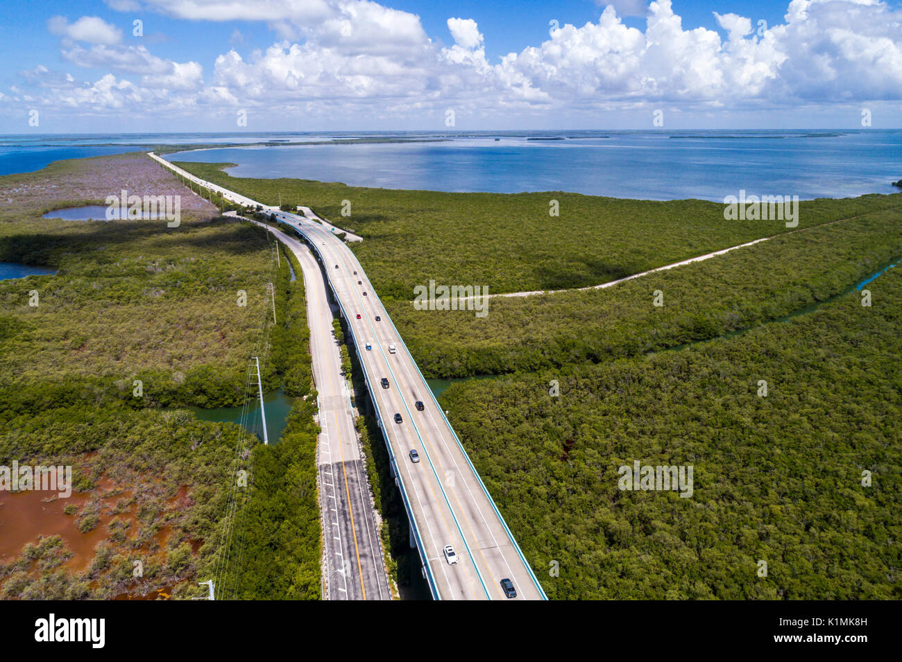 Florida,Florida Keys,Upper,Key Largo,Highway route 1 Overseas Highway,Parc national des Everglades,Blackwater Sound,Barnes Sound,jewfish Creek Water,aeria Banque D'Images