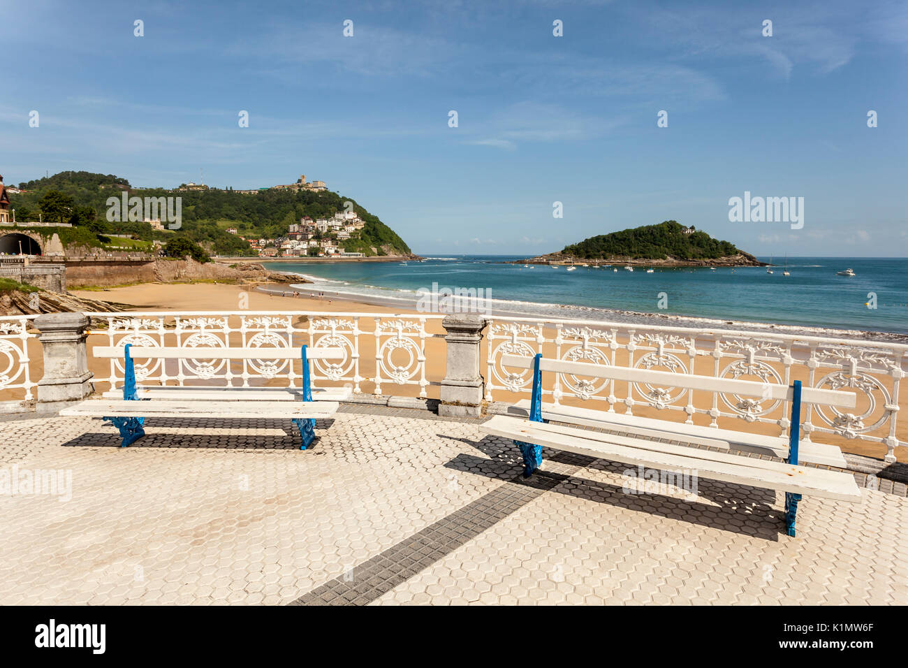 La promenade de la plage de La Concha à San Sebastian, Donostia. Pays Basque, Espagne Banque D'Images